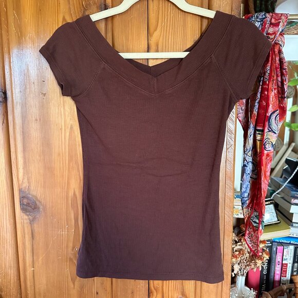 Bebe Y2k brown bedazzles off the shoulder top Size M - Picture 2 of 3